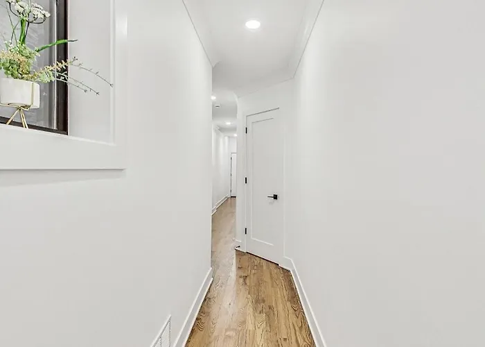 Luxurious Lincoln Park With Gourmet Kitchen Appartamento