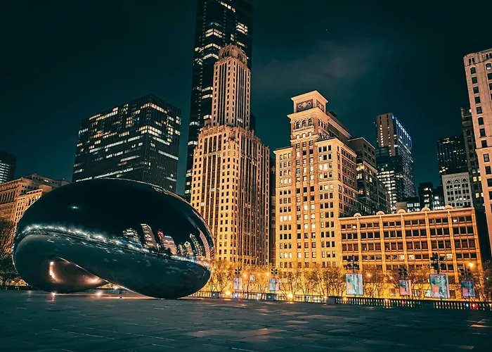 Luxurious Lincoln Park With Gourmet Kitchen Chicago