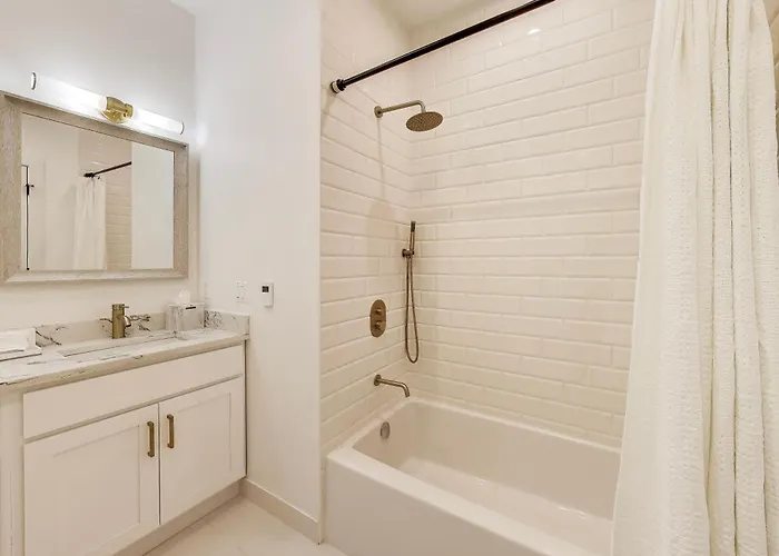 Luxurious Lincoln Park With Gourmet Kitchen Appartamento Chicago