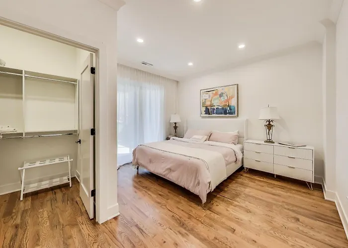 Luxurious Lincoln Park With Gourmet Kitchen * Chicago